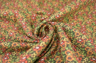 26143-13HD ''Flower Field'' Mousseline print