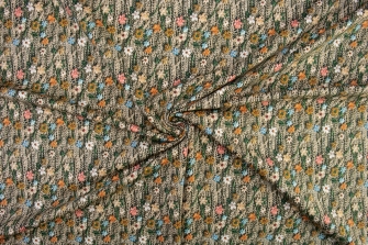 26205-22 ''3D Floral'' print