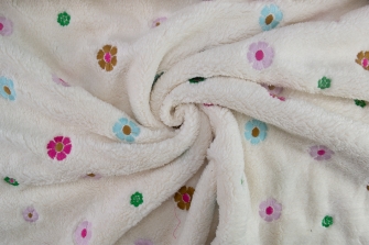 19763-21 embroidery fur