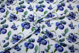 27905TR ''Very Blueberry'' print