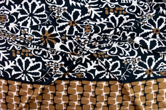 26934 ''Floral Illusion'' Panel