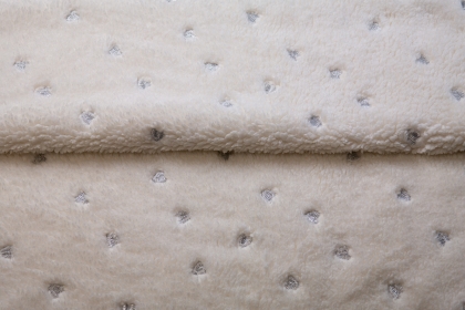 19764 - Silver  embroidery fur