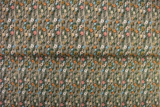 26205-22 ''3D Floral'' print