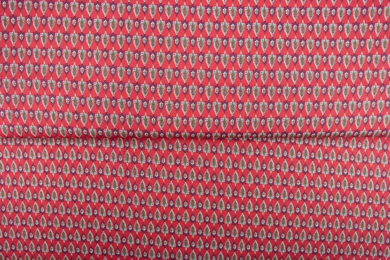 26341-11PL ''Patterned'' print