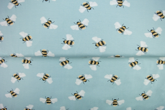 26330-09TR ''Busy Bumblebee'' print